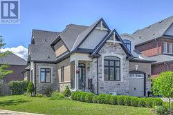 62 LADDER CRESCENT  East Gwillimbury, ON L9N 0N8