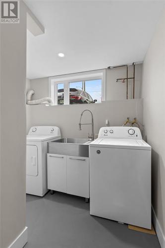 20 Thorburn Road, St. John'S, NL - Indoor Photo Showing Laundry Room