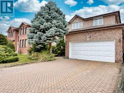 150 HOLMES AVENUE  Toronto, ON M2N 4M6