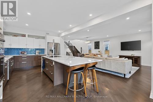 878 Excursion Way, Ottawa, ON - Indoor Photo Showing Kitchen