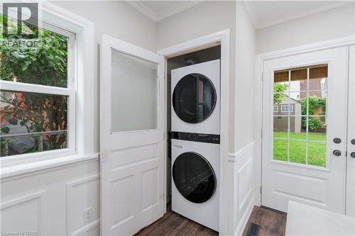 46 Murray Street E, Hamilton, ON - Indoor Photo Showing Laundry Room