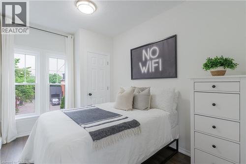 46 Murray Street E, Hamilton, ON - Indoor Photo Showing Bedroom