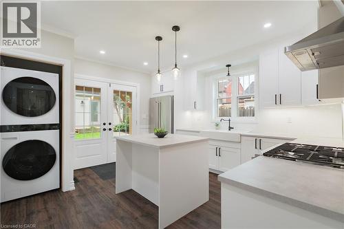 46 Murray Street E, Hamilton, ON - Indoor Photo Showing Kitchen
