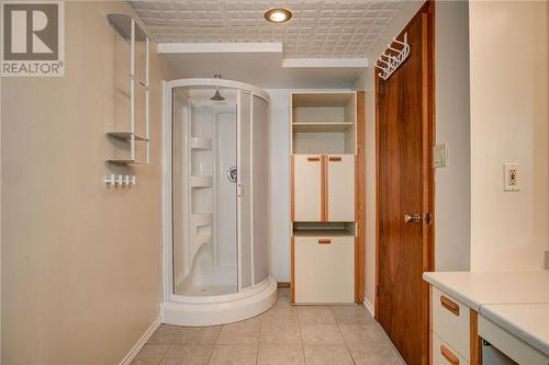 224 Third Avenue, Sudbury, ON - Indoor Photo Showing Bathroom