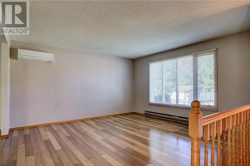 224 Third Avenue, Sudbury, ON - Indoor Photo Showing Other Room