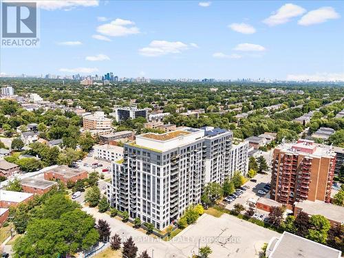609 - 35 SARANAC BOULEVARD  Toronto, ON M6A 2G4