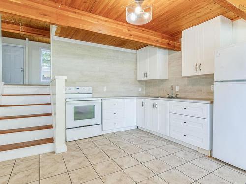 72 Cavendish Road, Halifax, NS - Indoor Photo Showing Kitchen