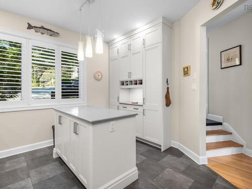123 Anchor Drive, Halifax, NS - Indoor Photo Showing Kitchen