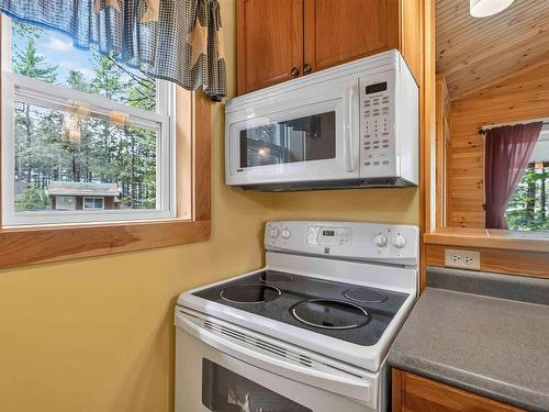 159 Jims Boulder Road, North Range, NS - Indoor Photo Showing Kitchen