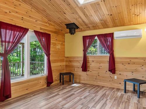 159 Jims Boulder Road, North Range, NS - Indoor Photo Showing Other Room