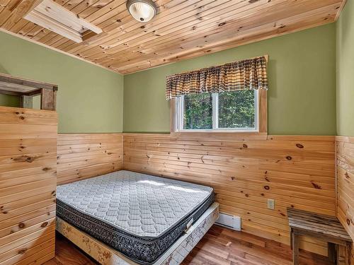 159 Jims Boulder Road, North Range, NS - Indoor Photo Showing Bedroom