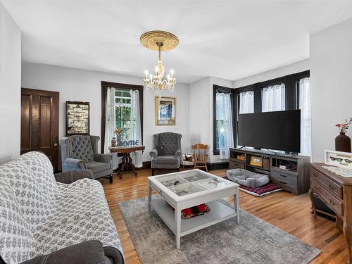 252 Main Street, Berwick, NS - Indoor Photo Showing Living Room