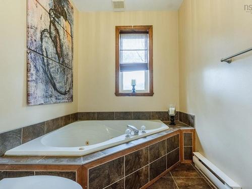 1040 Vault Road, Forest Glade, NS - Indoor Photo Showing Bathroom