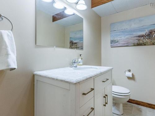 1040 Vault Road, Forest Glade, NS - Indoor Photo Showing Bathroom