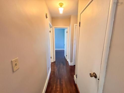 45 Hillcrest Street, Bridgewater, NS - Indoor