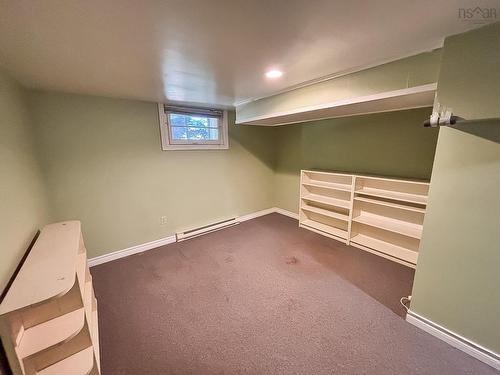 45 Hillcrest Street, Bridgewater, NS - Indoor