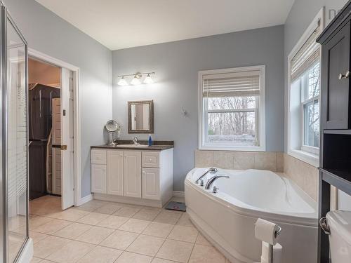 10 Sylvania Terrace, Hammonds Plains, NS - Indoor Photo Showing Bathroom