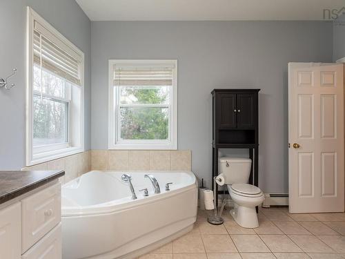 10 Sylvania Terrace, Hammonds Plains, NS - Indoor Photo Showing Bathroom