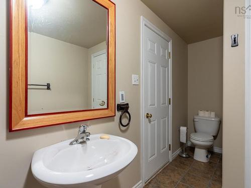 10 Sylvania Terrace, Hammonds Plains, NS - Indoor Photo Showing Bathroom