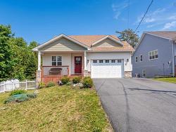 41 Wineberry Way Upper Sackville, NS B4E 0S5