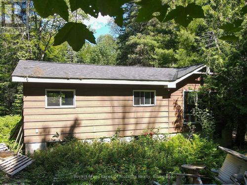 182 OLD SCHOOL HOUSE ROAD  Huntsville (Chaffey), ON P1H 2J4