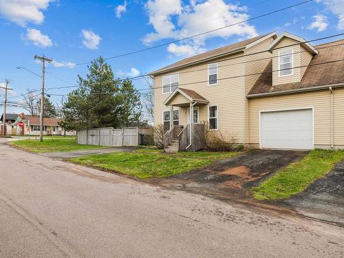 1 Deblois Street, Charlottetown, PE - Outdoor