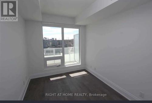 413 - 20 BRIN DRIVE , Toronto, Ontario M8X 0B2 5