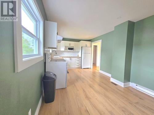 4 Second Avenue, Bishop'S Falls, NL - Indoor Photo Showing Kitchen