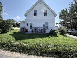 5 Fraser Lane  Trenton, NS B0K 1X0