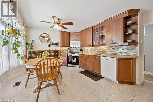2 Keewatin Avenue, Kitchener, ON - Indoor