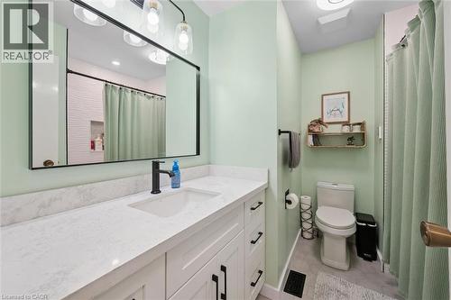 2 Keewatin Avenue, Kitchener, ON - Indoor Photo Showing Bathroom