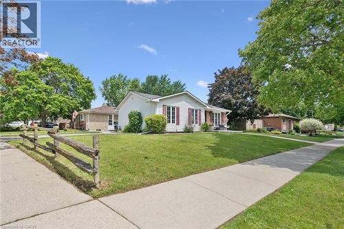 2 Keewatin Avenue, Kitchener, ON - Outdoor