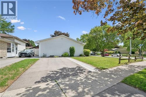 2 Keewatin Avenue, Kitchener, ON - Outdoor