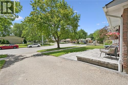 2 Keewatin Avenue, Kitchener, ON - Outdoor