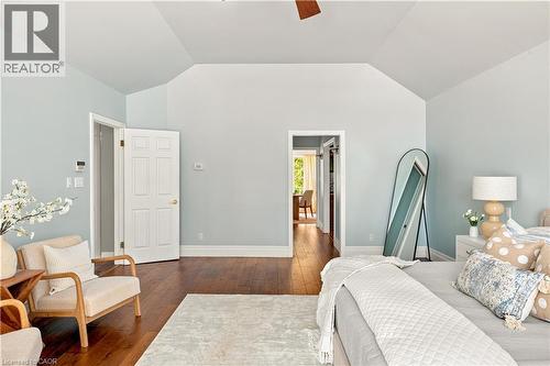290 Bridgeport Road E, Waterloo, ON - Indoor Photo Showing Bedroom