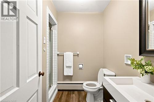 290 Bridgeport Road E, Waterloo, ON - Indoor Photo Showing Bathroom