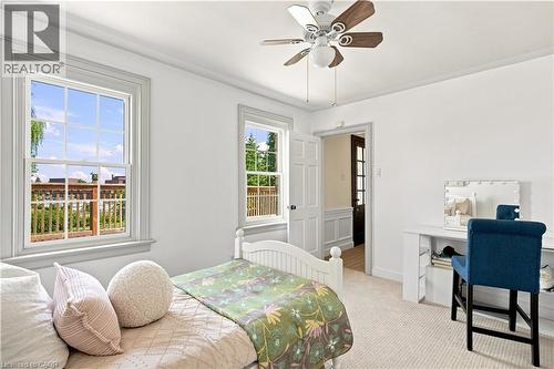 290 Bridgeport Road E, Waterloo, ON - Indoor Photo Showing Bedroom
