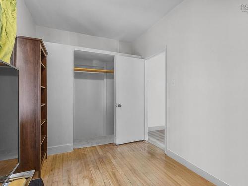 6147 Pepperell Street, Halifax, NS - Indoor Photo Showing Other Room
