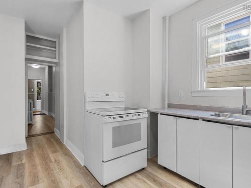 6147 Pepperell Street, Halifax, NS - Indoor Photo Showing Kitchen