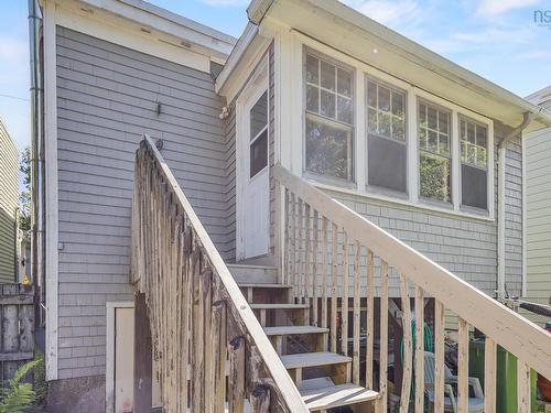 6147 Pepperell Street, Halifax, NS - Outdoor With Exterior