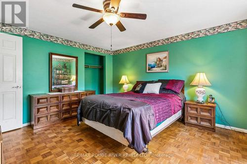 19 Tinbury Place, Toronto, ON - Indoor Photo Showing Bedroom