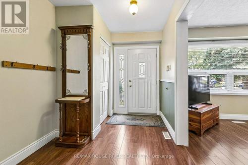 19 Tinbury Place, Toronto, ON - Indoor Photo Showing Other Room
