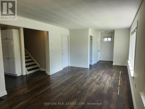 6 SULLIVAN DRIVE , New Tecumseth, Ontario L0G 1W0 3