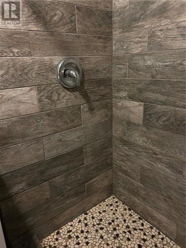 193 Catherine Drive, Garson, ON - Indoor Photo Showing Bathroom