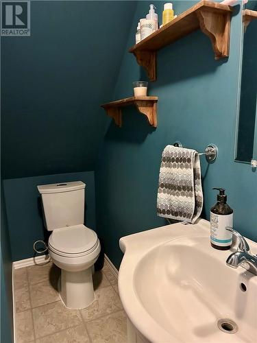 193 Catherine Drive, Garson, ON - Indoor Photo Showing Bathroom