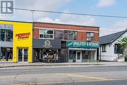 1762-1764 AVENUE ROAD  Toronto, ON M5M 3Y9