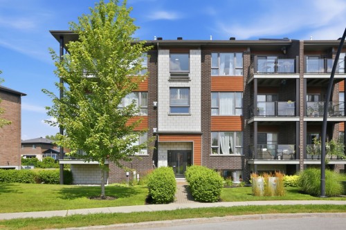 301 470 Av De La Belle Dame — photo 1