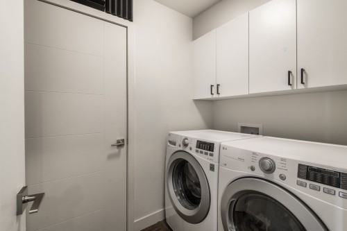 Laundry - 3657 Rue Du Granit, Carignan, QC - Indoor Photo Showing Laundry Room