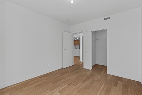 Chambre à coucher - 603-3671 Av. Jean-Béraud, Laval (Chomedey), QC - Indoor Photo Showing Other Room
