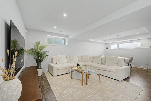 Salle familiale - 89 Ch. St-André, Saint-Jean-Sur-Richelieu, QC - Indoor Photo Showing Living Room